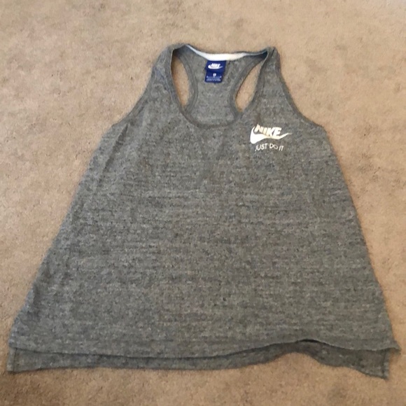 Nike racerback workout tank - Picture 1 of 3